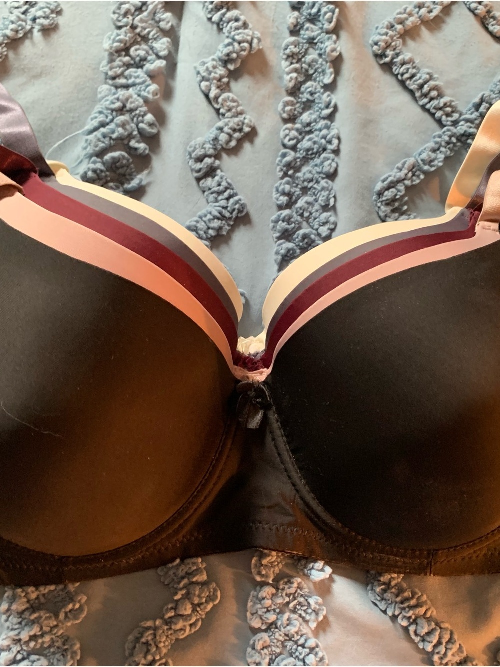 Sofra Multi-Pack Smooth T-Shirt Bras in Black, Peach, Burgundy, Gray, Cream NWT - Picture 2 of 6